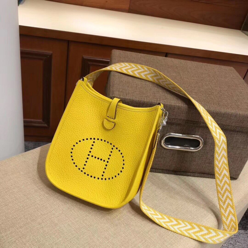 Hermes Mini Evelyne Bag in Togo Leather 17cm