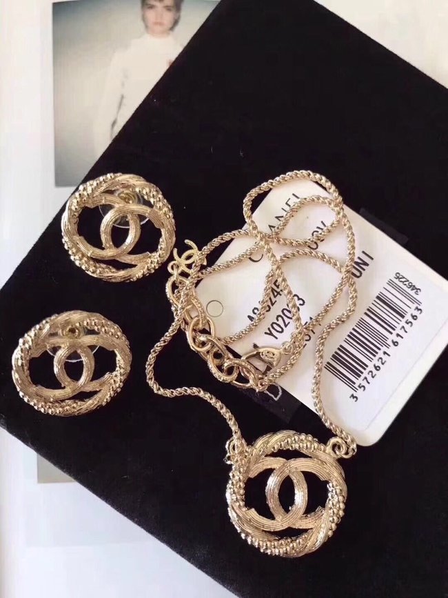 Chanel Necklace CSJ34321545