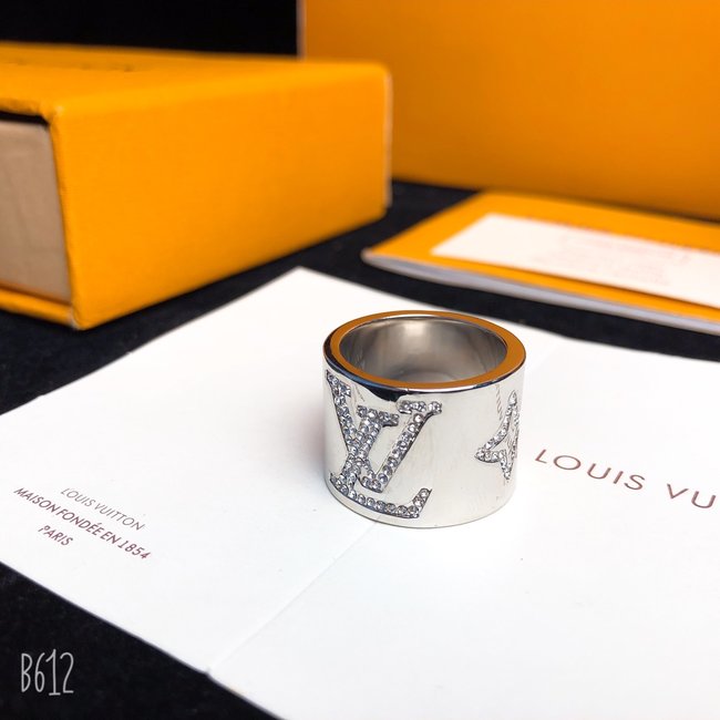 Louis Vuitton ring CSJ30001723