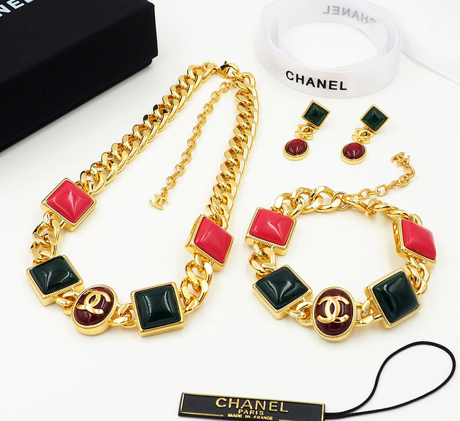 Chanel Necklace CSJ20001434