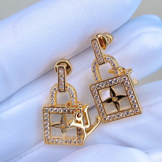 Louis Vuitton Earring CSJ30003723