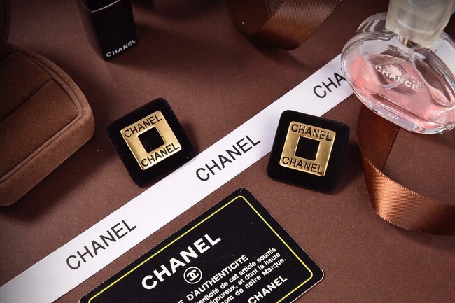 Chanel Earring CSJ30588862