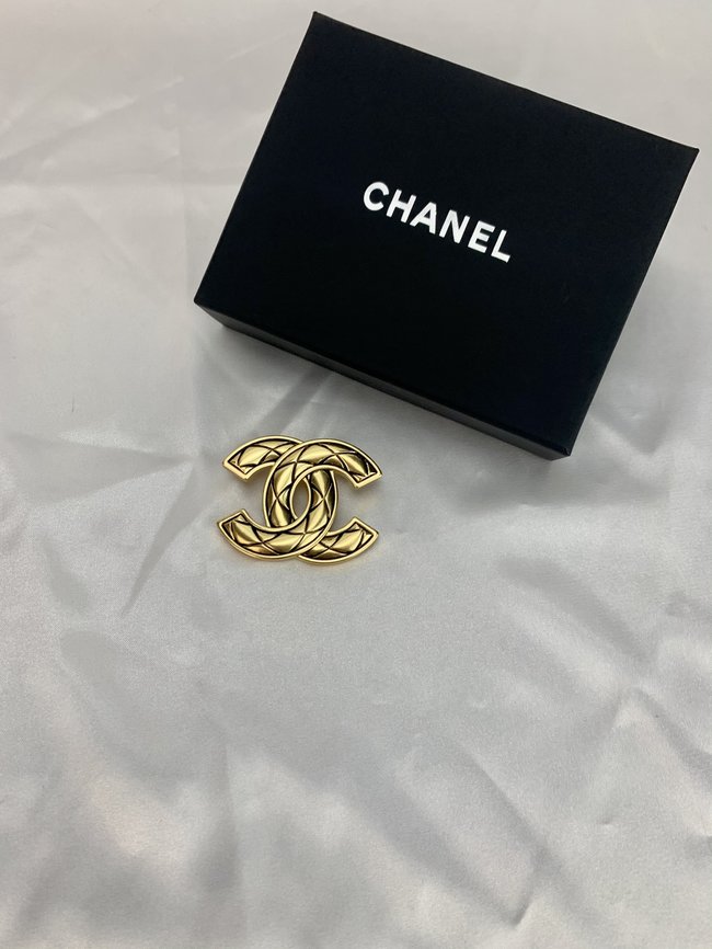 Chanel Brooch CSJ60001078