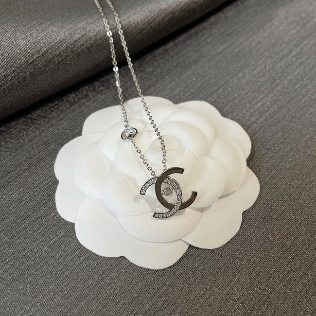 Chanel Necklace CSJ10001202