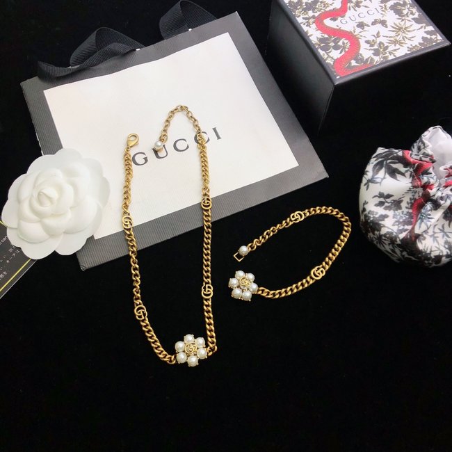 Gucci Necklace CSJ40001741