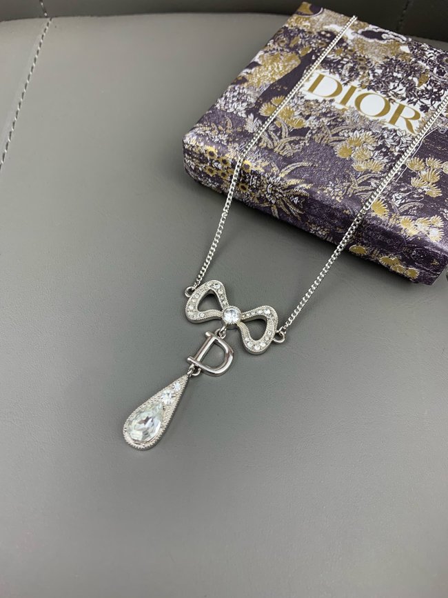 Dior Necklace CSJ10001103