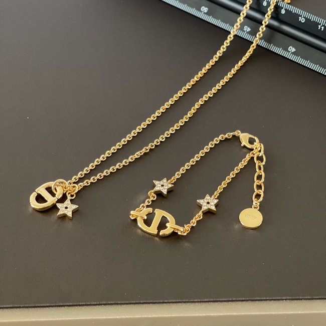 Dior Necklace CSJ10002388