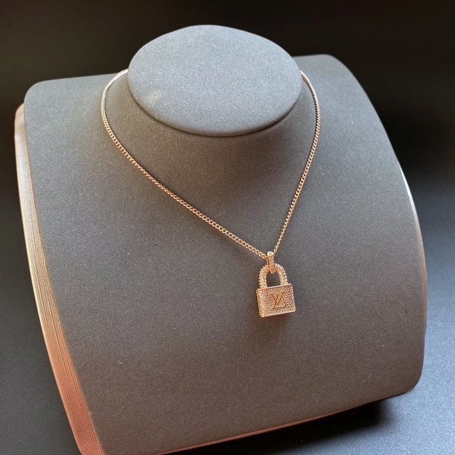 Louis Vuitton Necklace CSJ30001906