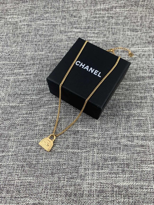 Chanel Necklace CSJ20002195