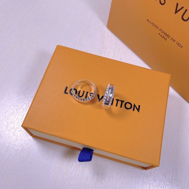 Louis Vuitton ring CSJ21242333