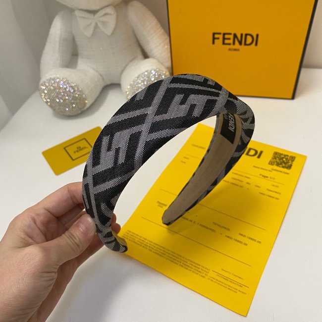 Fendi Hair CSJ30001341