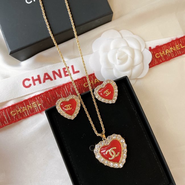 Chanel Necklace CSJ50001611