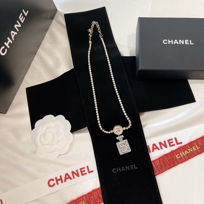 Chanel Necklace CSJ80001682