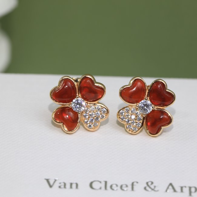 Van Cleef & Arpels Earring CSJ22114544