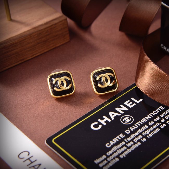 Chanel Earring CSJ24153113