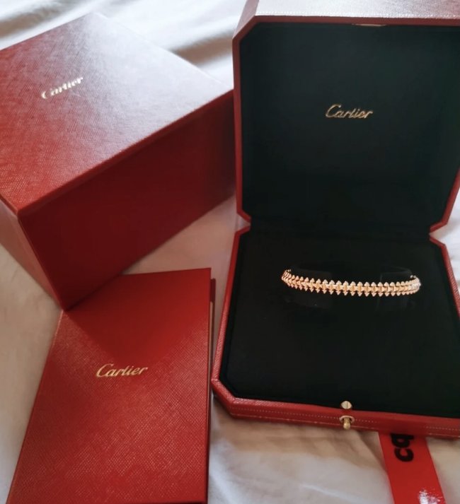 Cartier Bracelet CSJ21443334