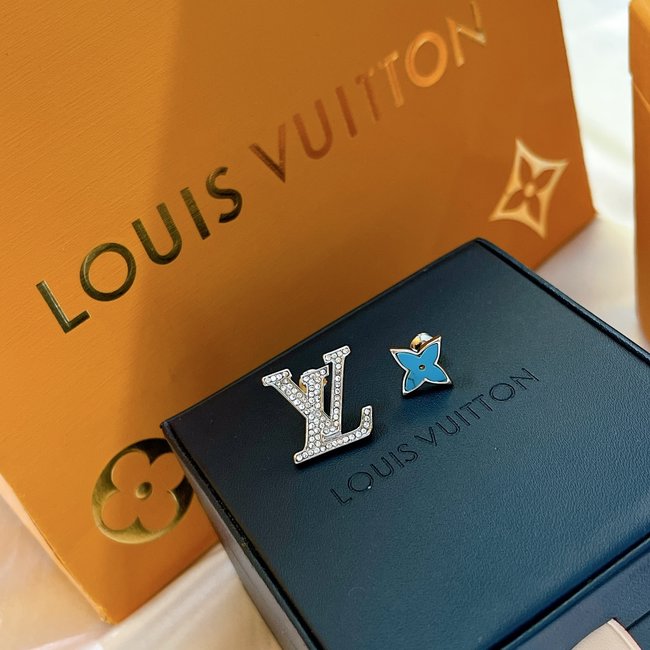 Louis Vuitton Earring CSJ23413422