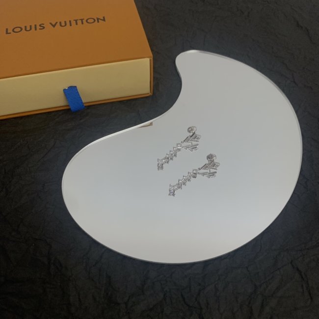 Louis Vuitton Necklace CSJ41452245