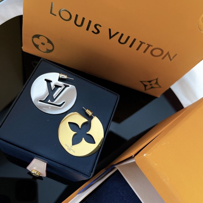 Louis Vuitton Earring CSJ41433322