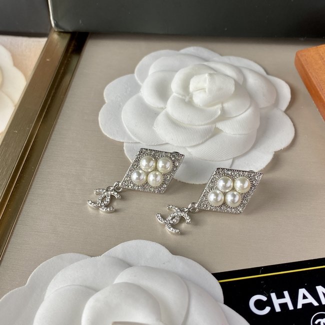 Chanel Earring CSJ12335411