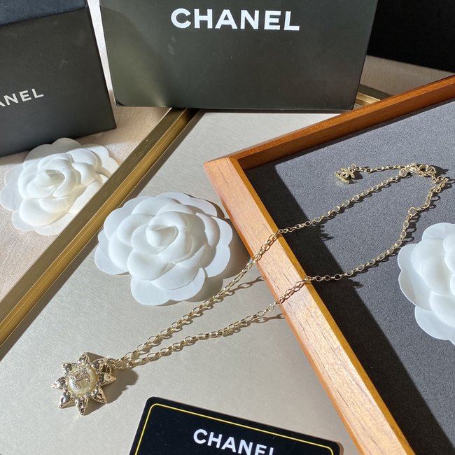 Chanel Necklace CSJ52543542
