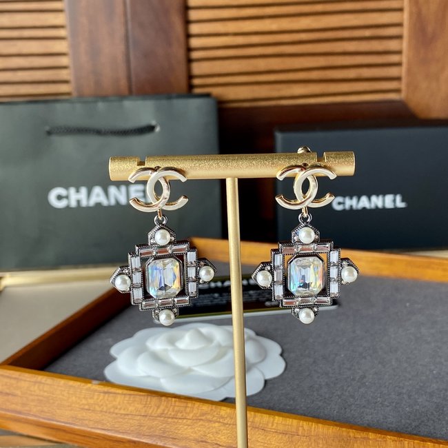 Chanel Earring CSJ44224321