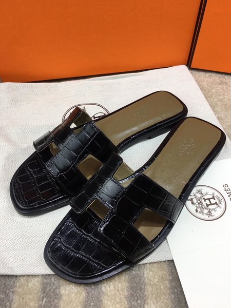 Hermes H series classic slippers