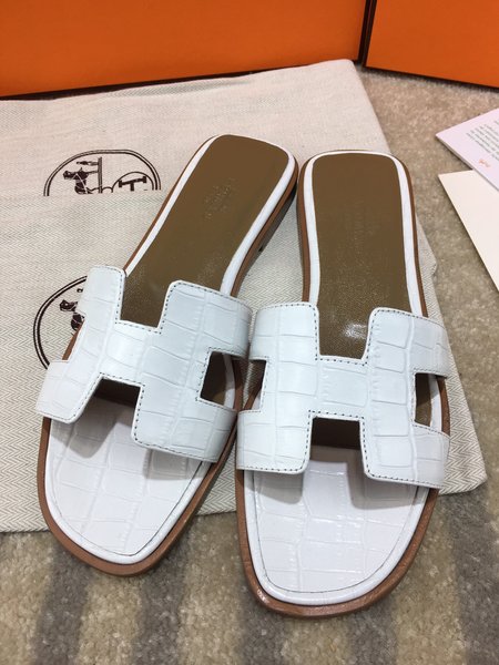 Hermes H series classic slippers