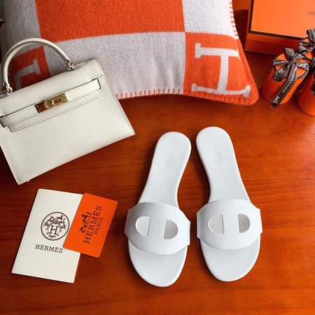 Hermes Classic slippers