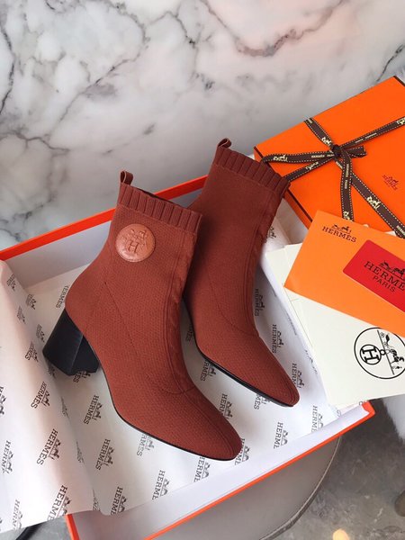 Hermes The brand s first socks and boots heel height: 6cm