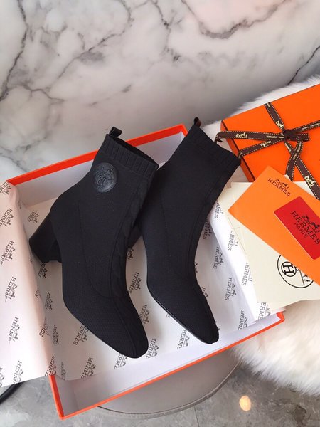 Hermes The brand s first socks and boots heel height: 6cm