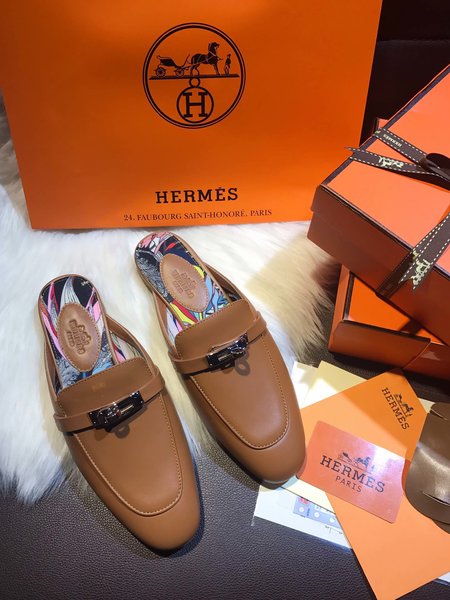 Hermes Kelly buckle half drag