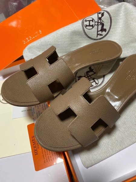 Hermes H series classic slippers