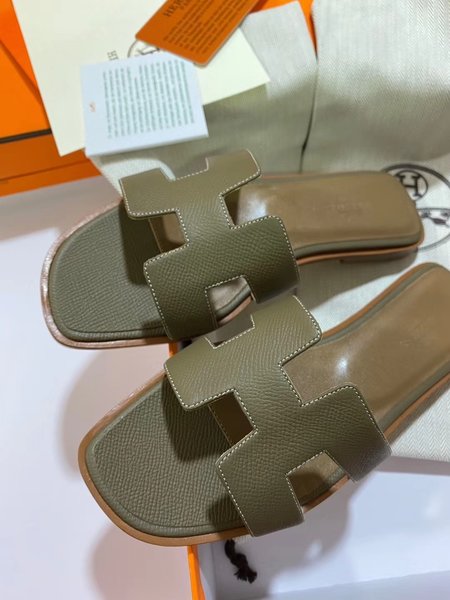 Hermes H series classic slippers