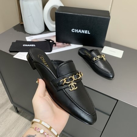 Chanel Imported sheepskin slippers