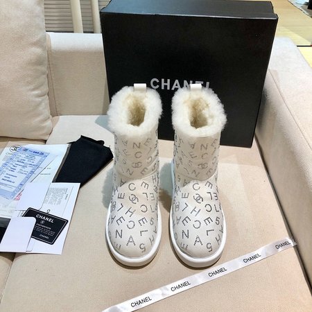 Chanel snow boots