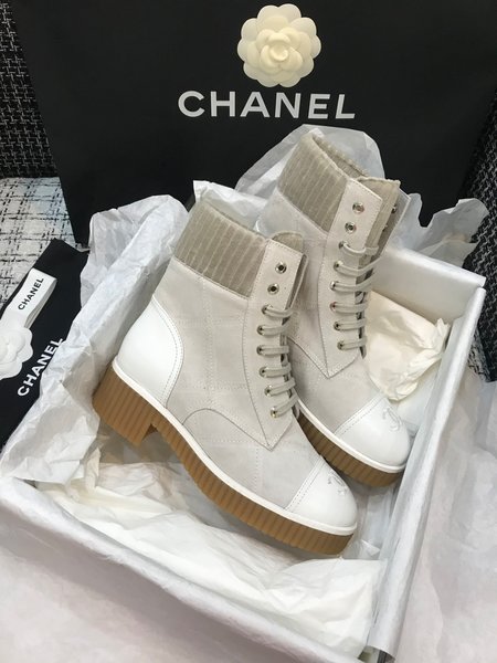 Chanel Ladies short boots sheepskin