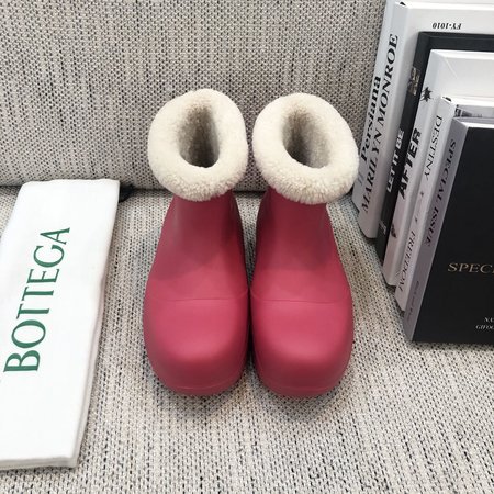 Bottega Lining wool boots