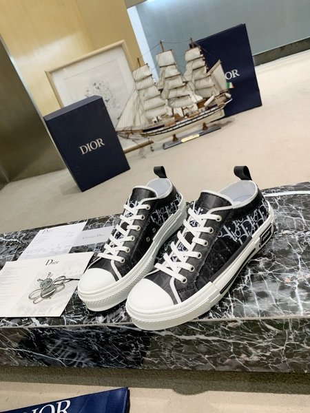 Dior couple s casual shoes