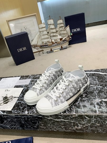 Dior couple s casual shoes