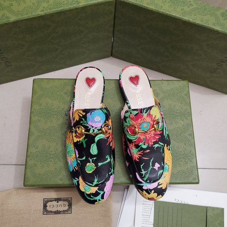 Gucci Horsebit leather slippers