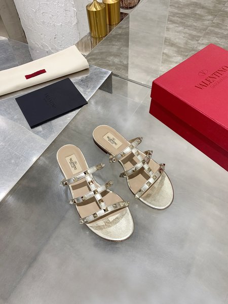 Valentino studded classic sandals