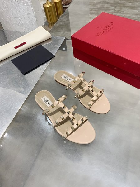 Valentino studded classic sandals