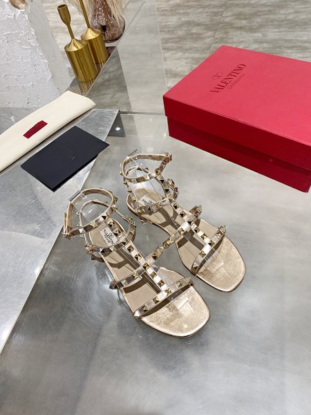 Valentino studded classic sandals