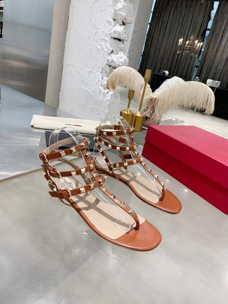 Valentino studded classic sandals