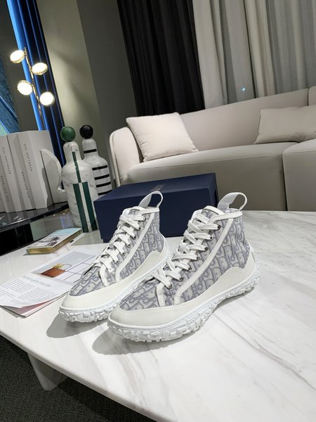 Dior sports shoes