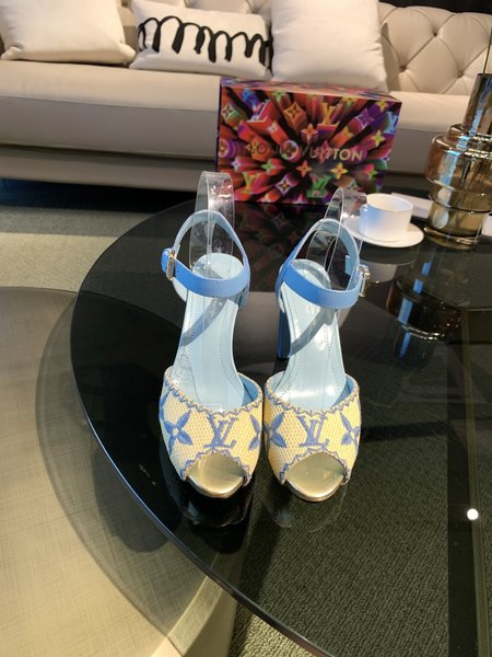 Louis Vuitton Sienna sandals LV letters and Monogram