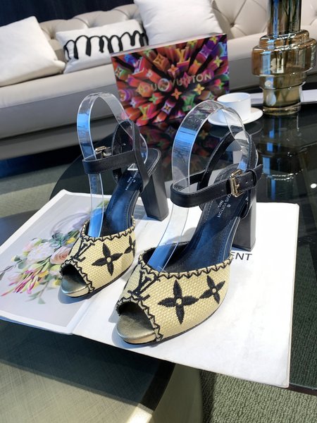 Louis Vuitton Sienna sandals LV letters and Monogram