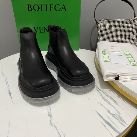 Bottega Boot cowhide lining cowhide TU outsole with Logo