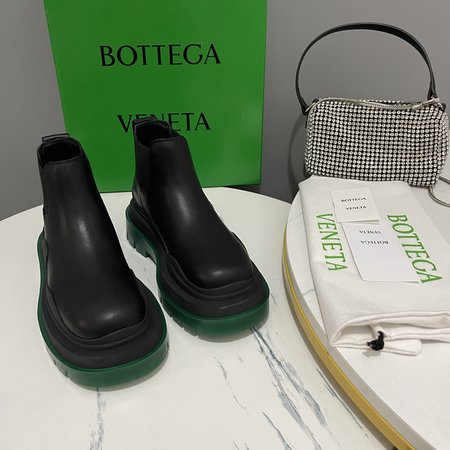 Bottega Boot cowhide lining cowhide TU outsole with Logo